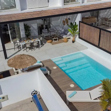 Villa Serena Luca By Villalia *